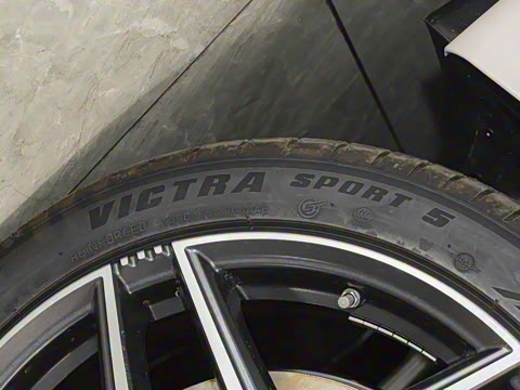 2025�� 630 Lite��