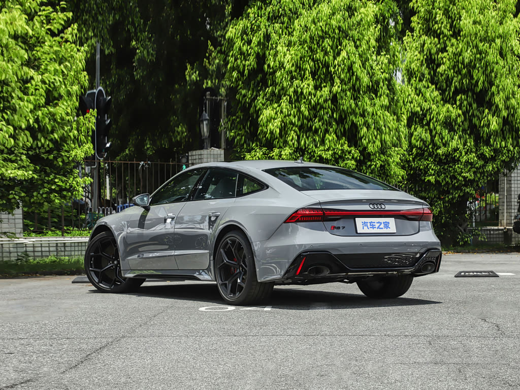 Audi RS 7 II (4K), Лифтбек: фото поколения