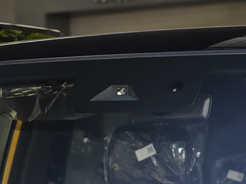 2025�� 215Զ�а�