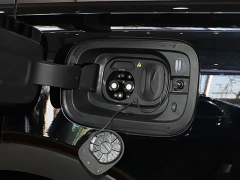 2025�� �Ŀ� 2.0T PHEV ���������� 6��