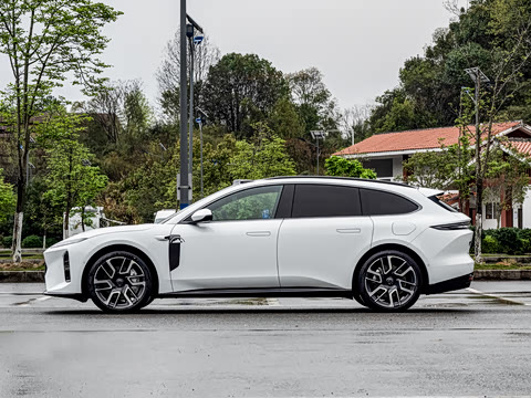 2026�� ��Ȼ�澳�� 100kWh Touring