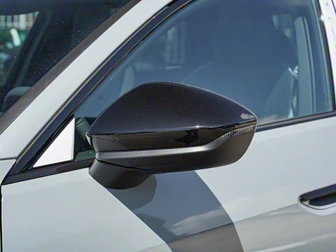 2026�� 2.0T �˶���