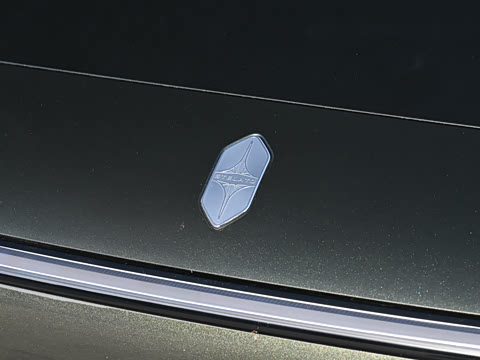 2025�� ���� Ultra��������