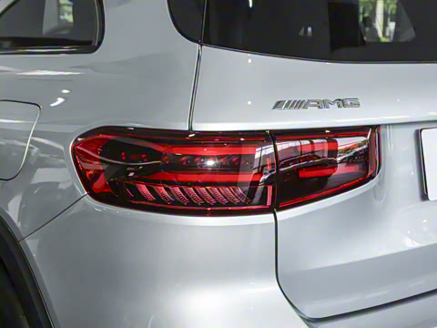 2024�� AMG GLB 35 4MATIC