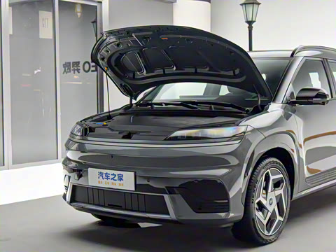 2025�� ����TECH�� 64.2kWh