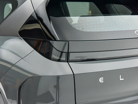 2025�� ����TECH�� 64.2kWh