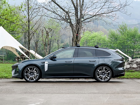 2026�� ��Ȼ�澳�� 100kWh Touring