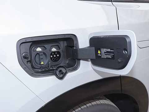 2025�� ����600 Pro