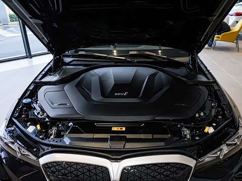 2026�� �Ŀ� eDrive 35 L