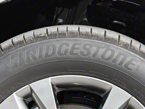 2026�� 2.5L ˫���������ʰ�