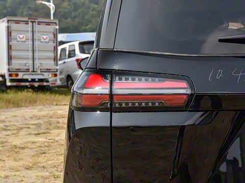 2025�� 1.5T CVT ��Ӣ��