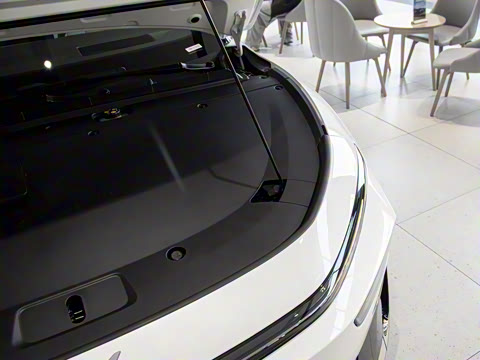 2026�� ���� 725 Max �콢��