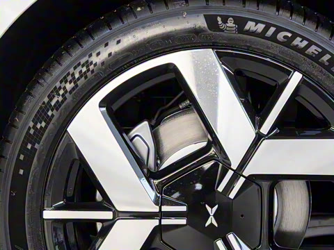 2026�� ���� 725 Max �콢��