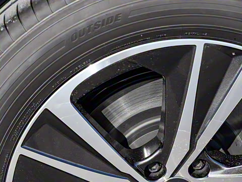 2026�� 300 ����������