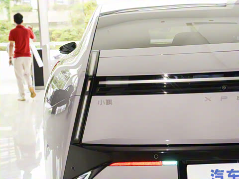 2025�� 702 ������ Ultra