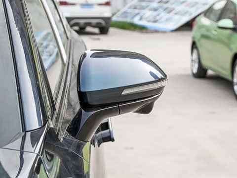 2027�� 2.0T ˫������������