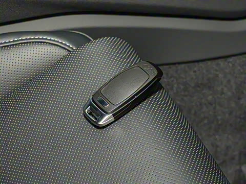 2026 45 TFSI quattro ѡ