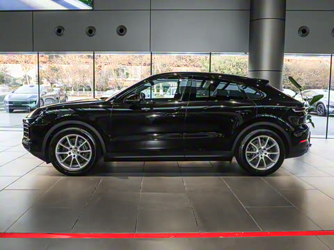 2026�� Cayenne Coup�� 3.0T
