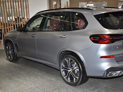 2026�� xDrive 40Li M�˶���ҹ��װ