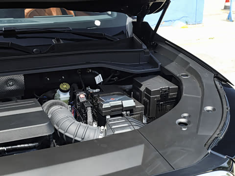 2027�� 2.0T ˫������������