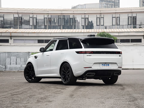 2026�� 400PS Dynamic SE