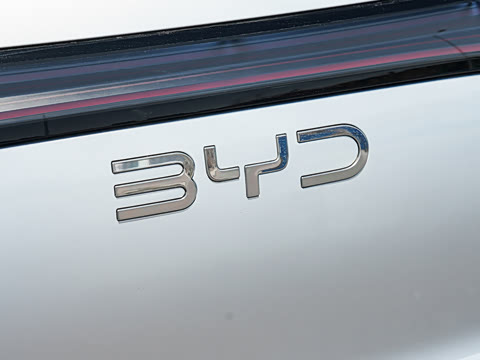 2026�� DM-i 305Զ����