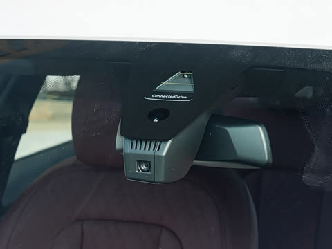 2026�� 330i M�˶���ҹ��װ