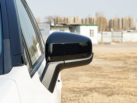 2026�� 2.0L ����������