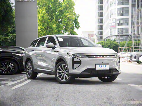 2025�� 100������Plus����