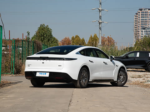 2025�� ���� ������ 70kWh