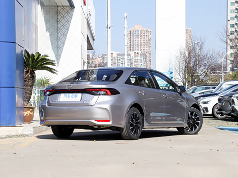 2026�� 1.8L ˫�� ��Ӣ��