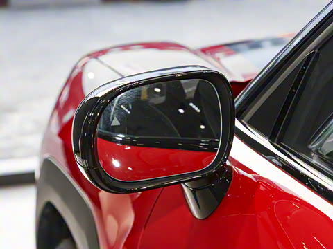 2025�� E ������