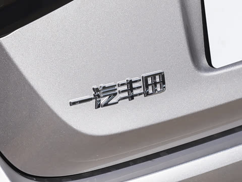 2026�� 1.8L ˫�� ��Ӣ��