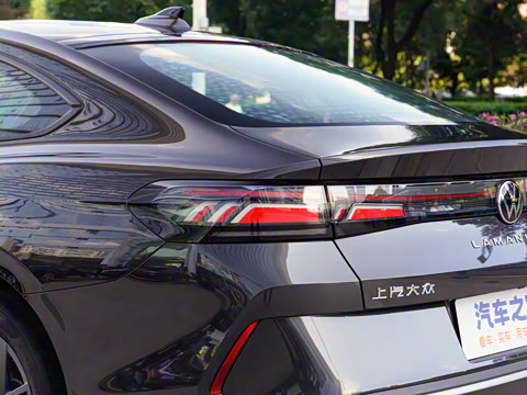 2026�� ���L 300TSI ��а�