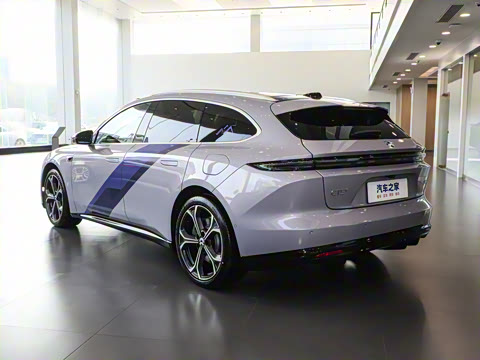 2025�� Զ����װ�޶��� 100kWh Touring