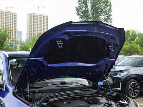 2024�� sDrive20Li X�����װ