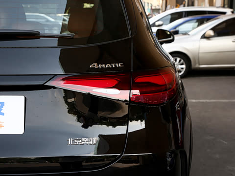 2026�� �Ŀ� GLC 300 L 4MATIC ������