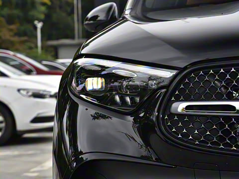 2026�� GLC 300 L 4MATIC ������