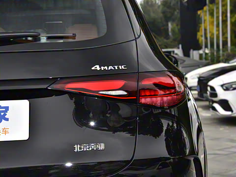 2026�� GLC 300 L 4MATIC ������