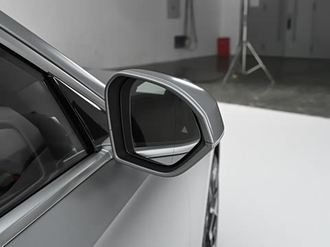 2027�� 60L �����