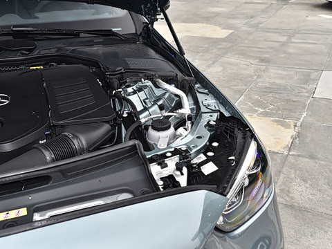 2026�� C 260 L �˶���