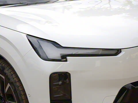 2026�� ������������Plus