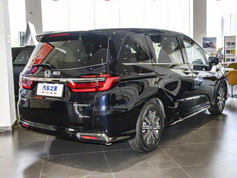 2026�� 2.0L e:HEV ��������