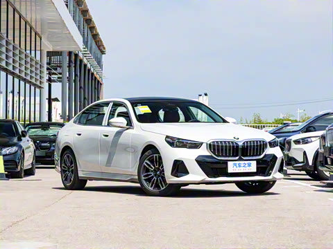 2026�� 530Li ������ M�˶���װ