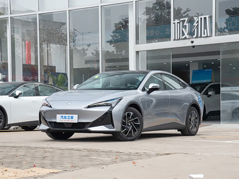 2025�� �Ŀ� 560PRO 185kW