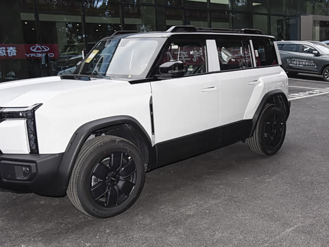 2025�� 215Զ�а�