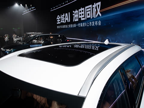 2027�� 2.0T ˫�������������