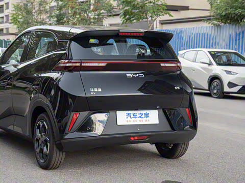 2025�� �Ǽݰ� 405km ���ڰ�