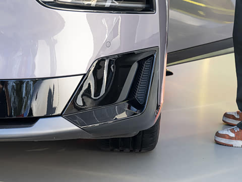 2026�� ���� 1704 Max �콢��