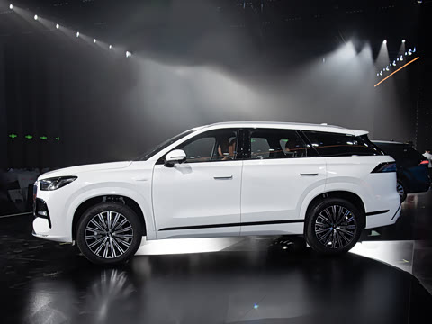 2027�� 2.0T ˫�������������